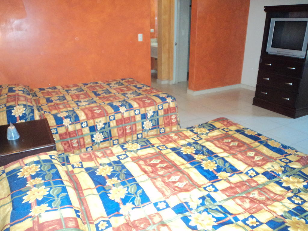 Hotel California Navojoa Zewnętrze zdjęcie