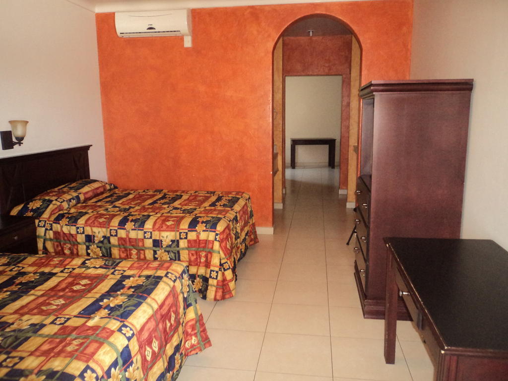 Hotel California Navojoa Zewnętrze zdjęcie