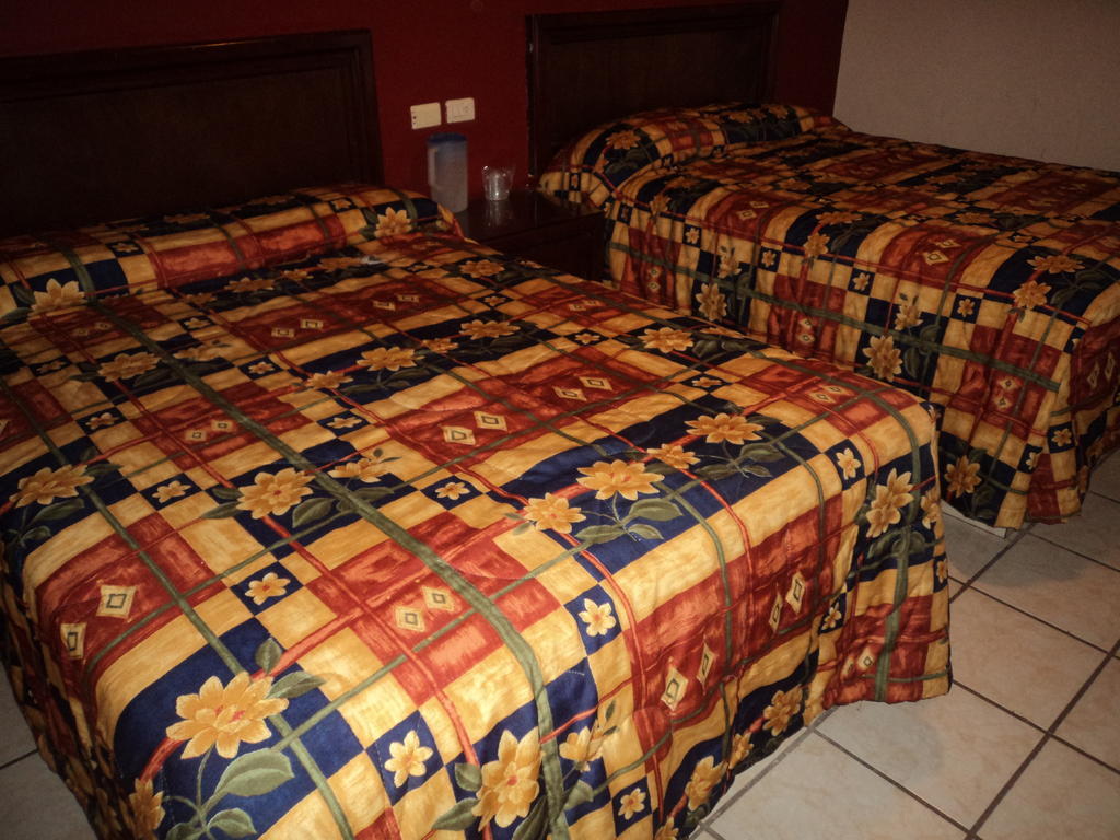 Hotel California Navojoa Zewnętrze zdjęcie